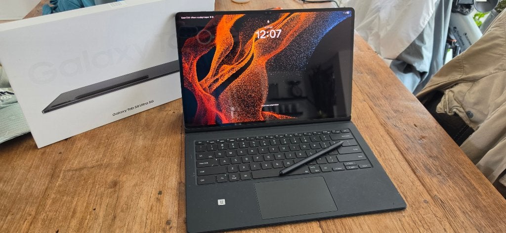 Samsung Galaxy Tab S8 Ultra 5G 128 GB met S Pen toetsenbord, Computers en Software, Android Tablets, Gebruikt, 11 inch, Ophalen