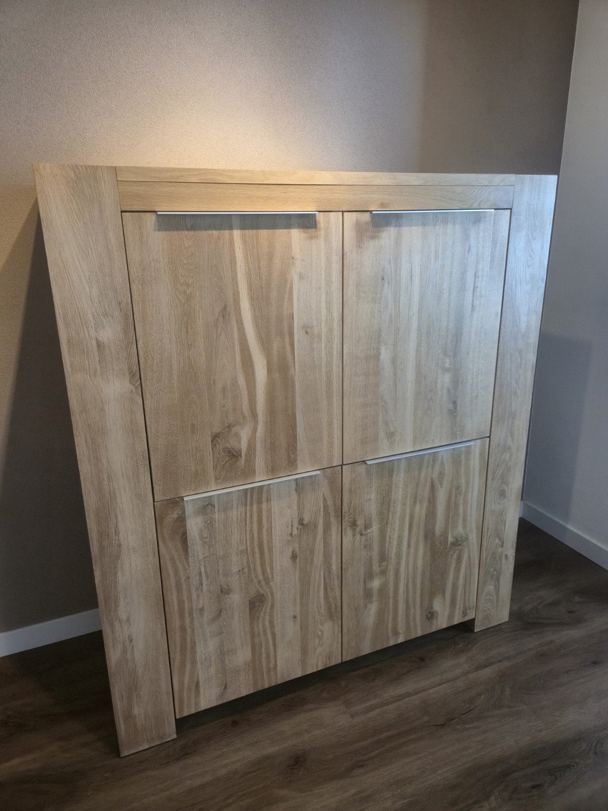 Goossens Blank Eiken Opbergkast – Quint Lijn, Ophalen, 100 tot 150 cm, Eikenhout, Tijdloos