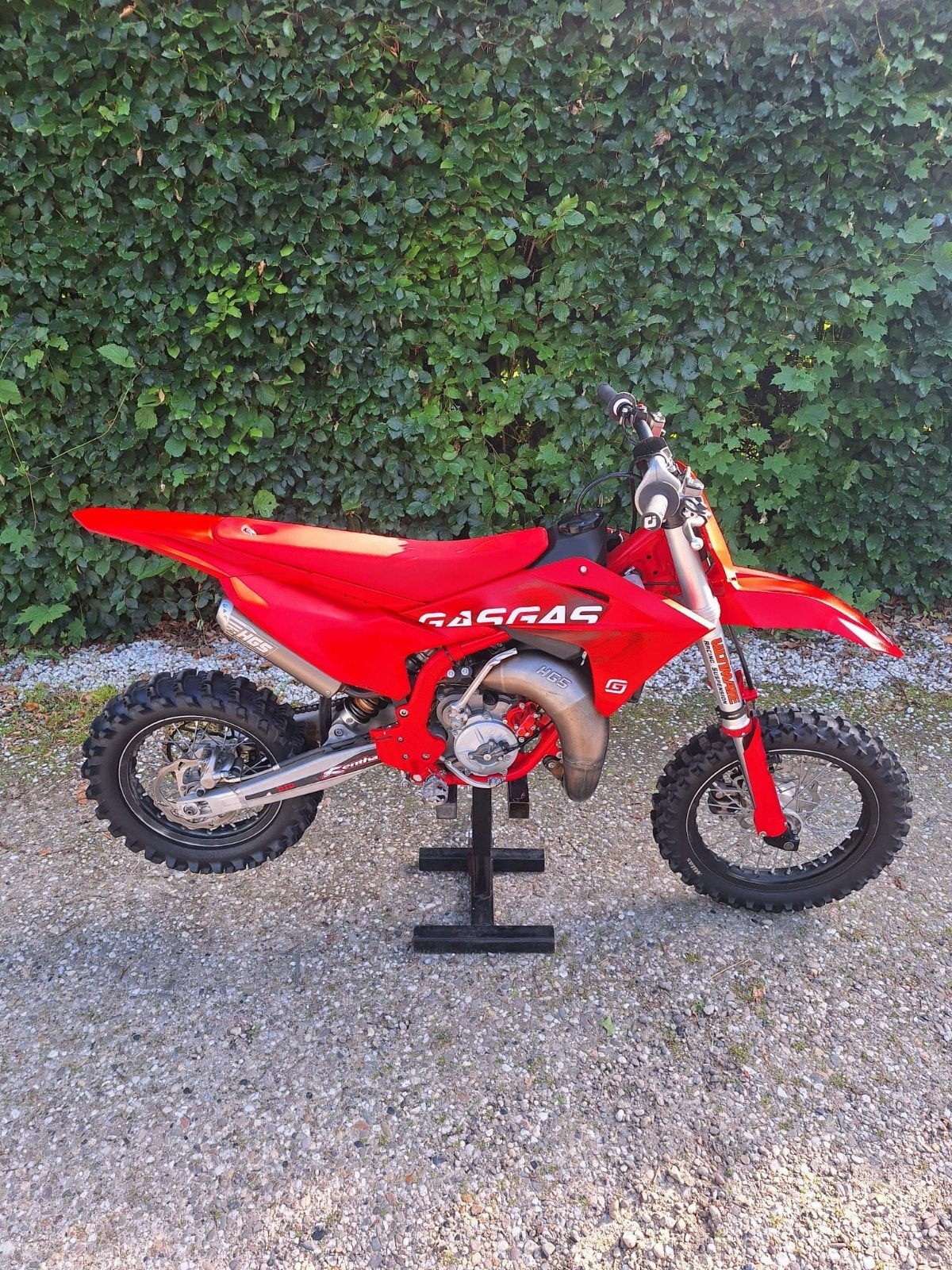 Gasgas 65 cc kleine wielen met heel veel extras, 6 versnellingen, 65 cc, Zo goed als nieuw, Ophalen