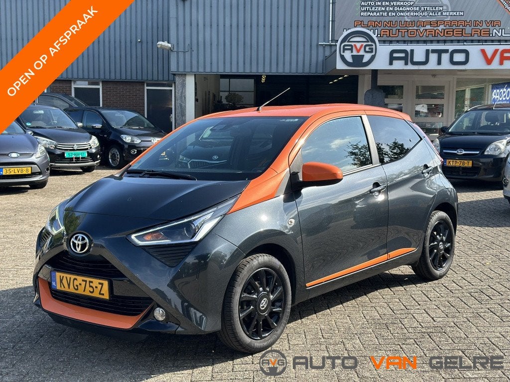 Toyota Aygo 1.0 VVT-i JBL*UNIEK*Camera*2020*Airco*Cruise*And, Auto's, Toyota, Stof, Gebruikt, 4 stoelen, Handgeschakeld