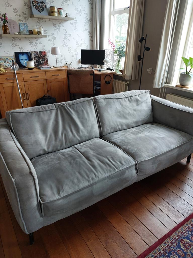 Nette 2 zits bank met hocker, Ophalen, Tweepersoons, 75 tot 100 cm, Zo goed als nieuw