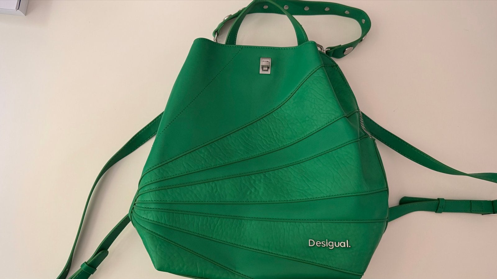 Desigual Groene Handtas/Rugzak - nieuw, Ophalen of Verzenden, Nieuw, Groen, Handtas