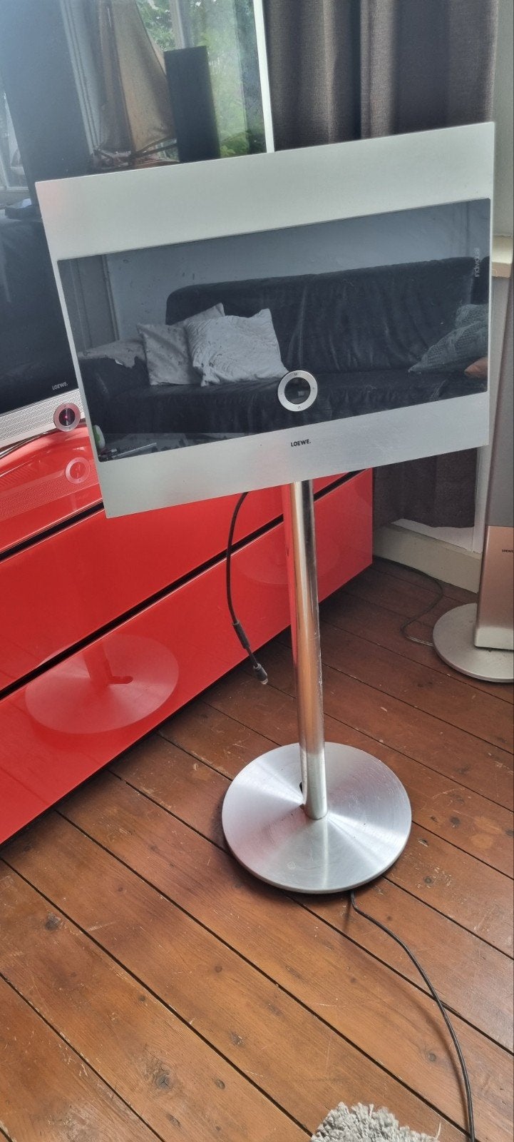 Loewe Individual Mediacenter met standaard, Overige merken, Gebruikt, 50 Hz, Ophalen of Verzenden