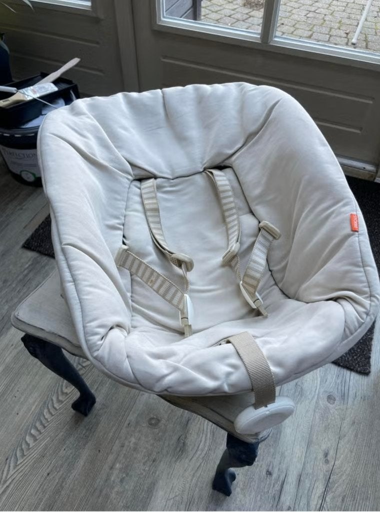 Stokke Tripp Trapp Newborn Set met 2 hoezen, Ophalen, Gebruikt