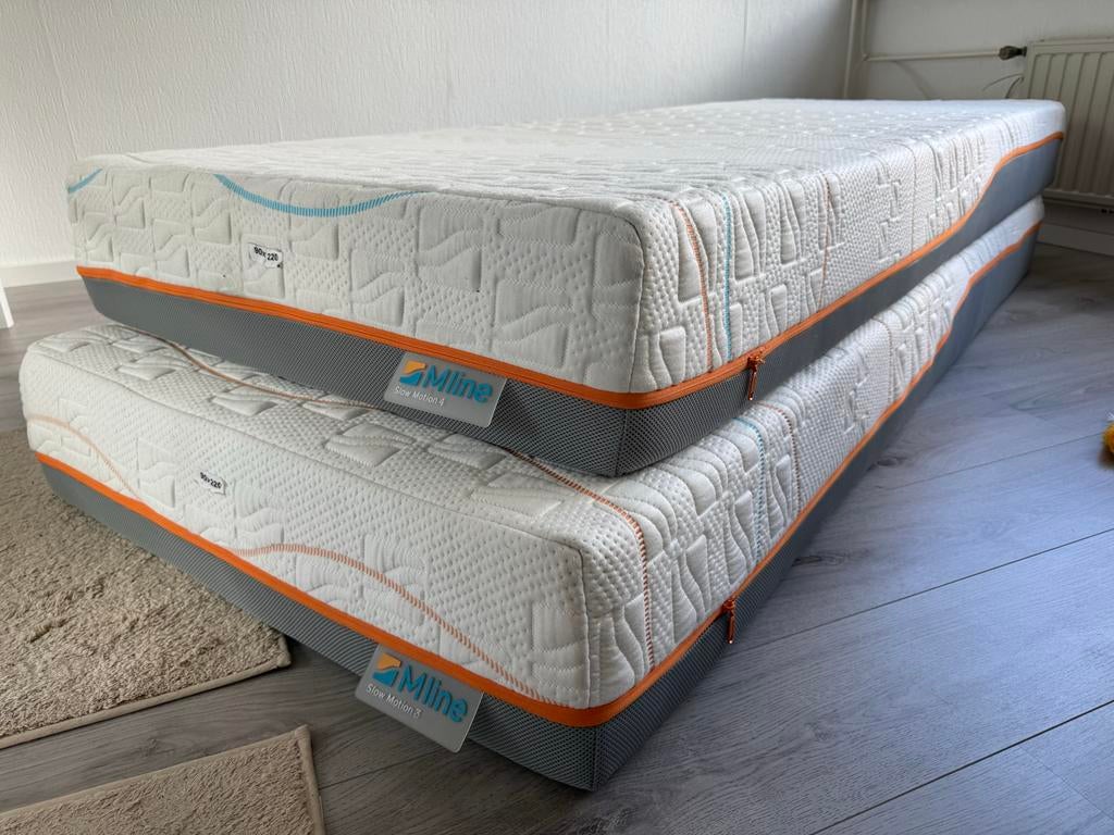 MLINE Motion 4 en Motion 3 matrassen 220x90 cm, Ophalen, 90 cm, Eenpersoons, Zo goed als nieuw