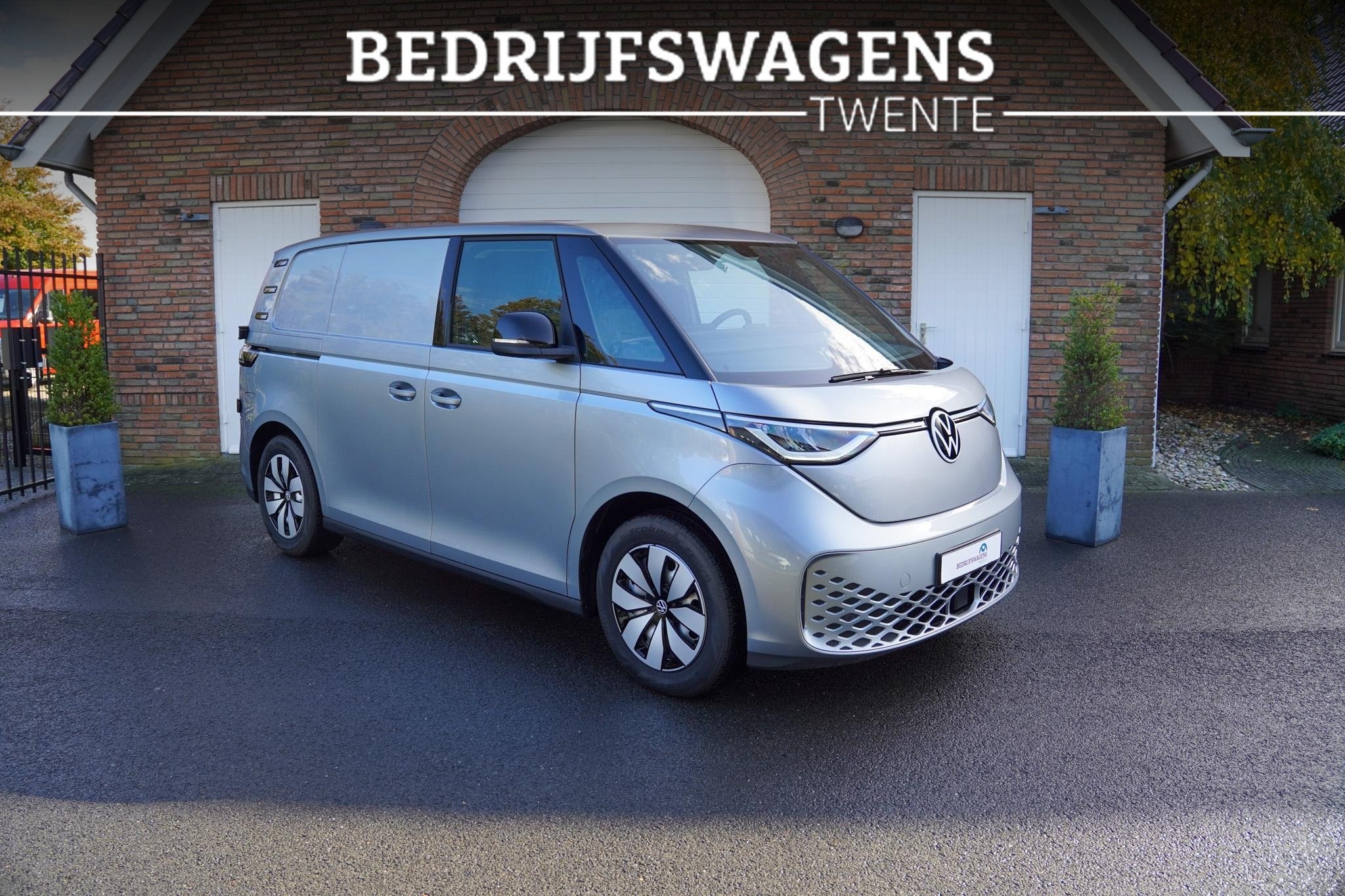 Volkswagen ID. Buzz Cargo 79 kWh 286PK 2027 MODEL A-Deuren T, Auto's, Automaat, Volkswagen, 2325 kg, 286 pk