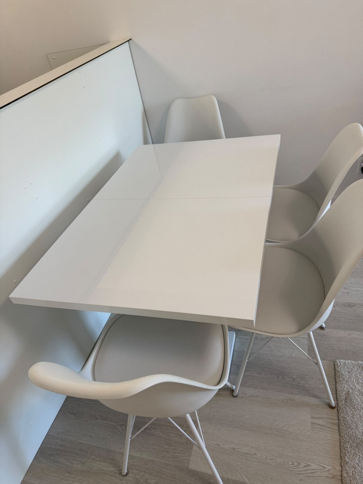 Moderne uitschuifbare eettafel - Wit hoogglans, Ophalen, Overige materialen, 100 tot 150 cm, 150 tot 200 cm