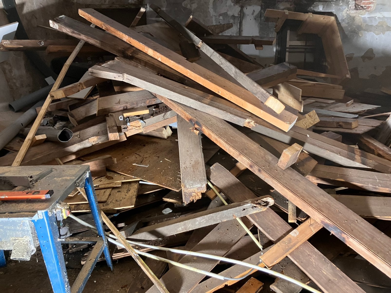 Partijtje brandhout gratis, Minder dan 3 m³, Ophalen