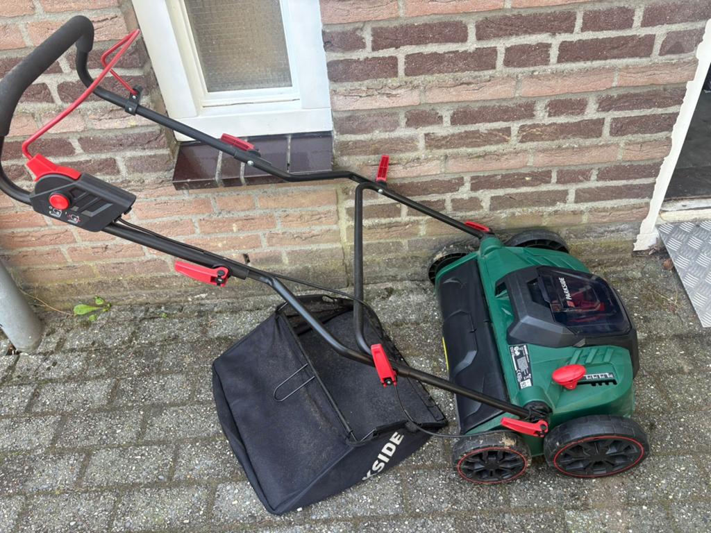 Parkside accu 20v verticuteermachine, Ophalen, Zo goed als nieuw