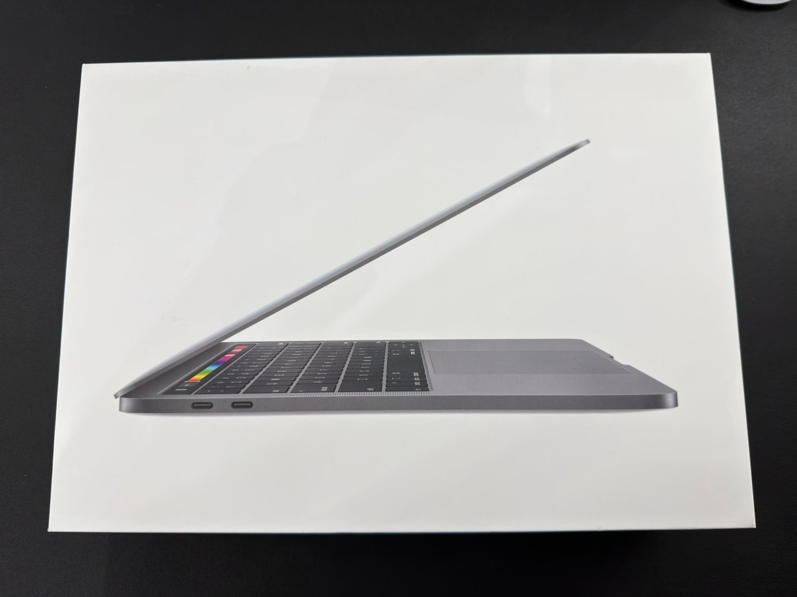 Apple MacBook Pro 13-inch 1.4ghz i5 256gb Touch Bar 2019, Computers en Software, MacBook Pro, 256 GB, Qwerty, 8 GB