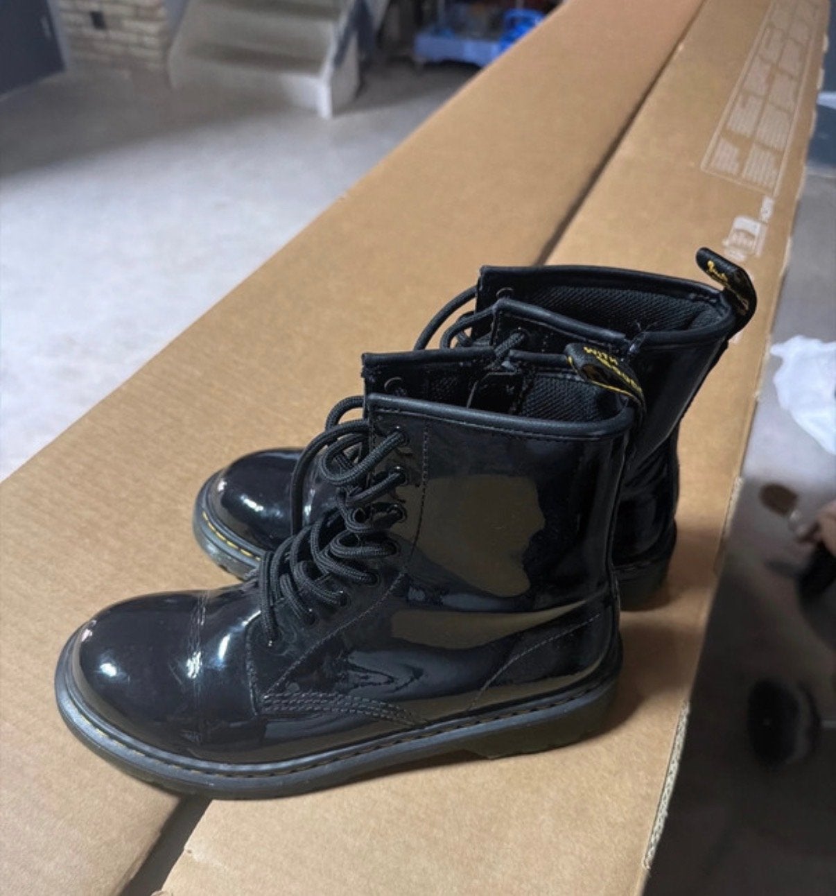 Dr martens nike vans puma schoenen, Kleding | Dames, Schoenen, Ophalen, Gedragen, Zwart, Sneakers of Gympen
