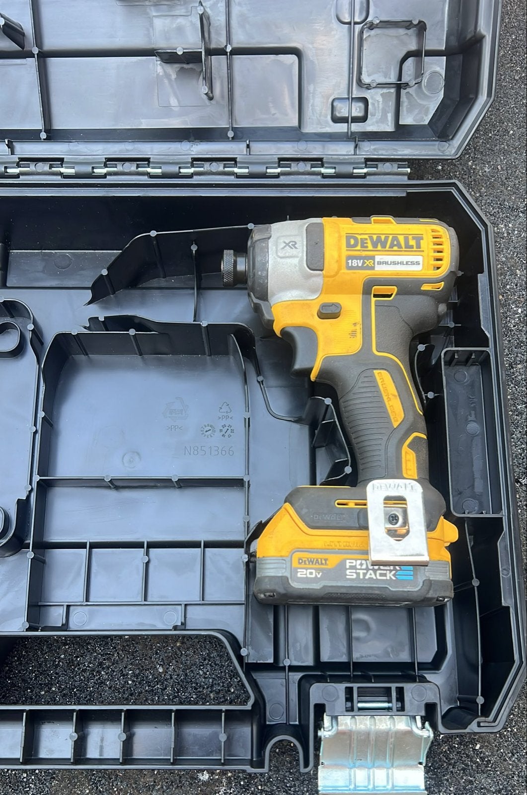 Dewalt 18V XR Brushless Slagmoersleutel met accu en koffer, Ophalen, 600 watt of meer, Variabele snelheid, Nieuw