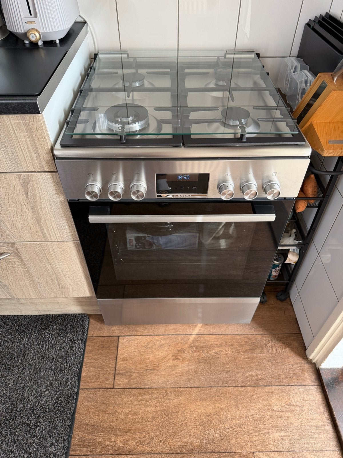 Bosch Elektrisch Fornuis met Oven - Zo goed als nieuw, Witgoed en Apparatuur, Fornuizen, Ophalen, 60 cm of meer, Grill, 4 kookzones