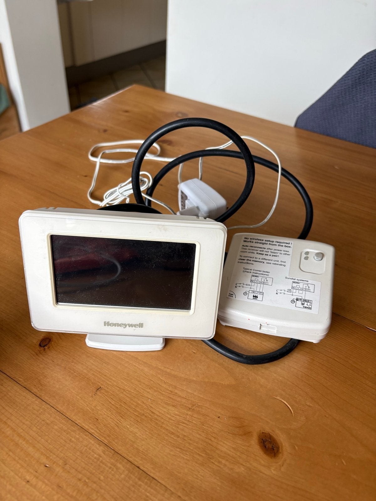 Honeywell Slimme Thermostaat, Ophalen of Verzenden, Slimme thermostaat, Gebruikt