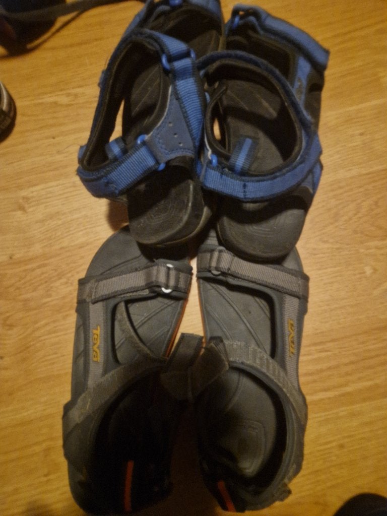 2x teva 37, Ophalen of Verzenden, Jongen of Meisje, Overige typen