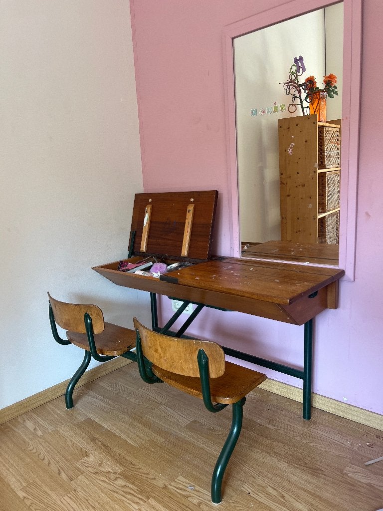 Schoolbank, Ophalen, Gebruikt, Met klep(pen), 100 tot 150 cm