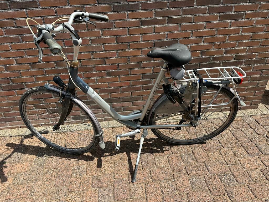Te koop Gazelle damesfiets 24 versnellingen frame 58 cm, Fietsen en Brommers, Fietsen | Dames | Damesfietsen, Ophalen, Gebruikt