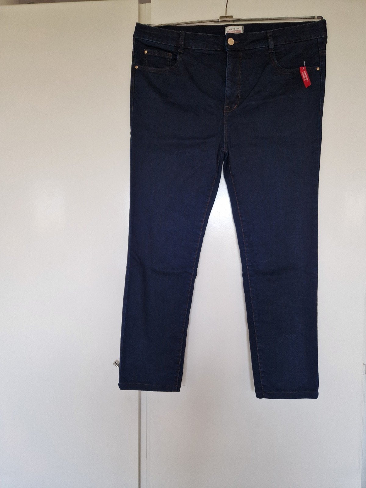 Donkerblauwe Cortefiel jeans, maat W33-W36 (confectie 42/44), Cortefiel, Blauw, Nieuw, Ophalen of Verzenden
