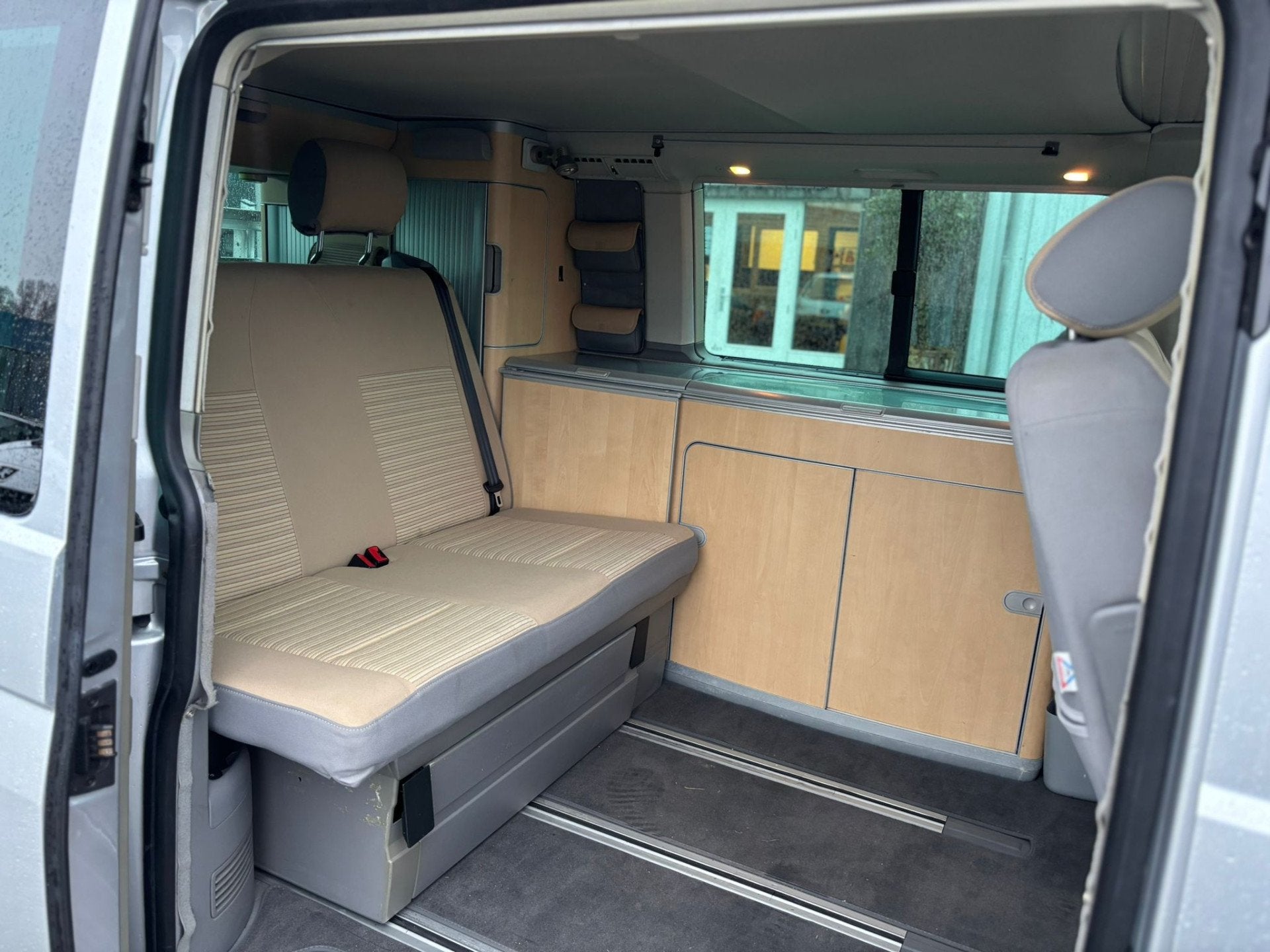 Foto 6 van Westfalia California 8pers elec,dak/deur PON onderhoud! 7HM