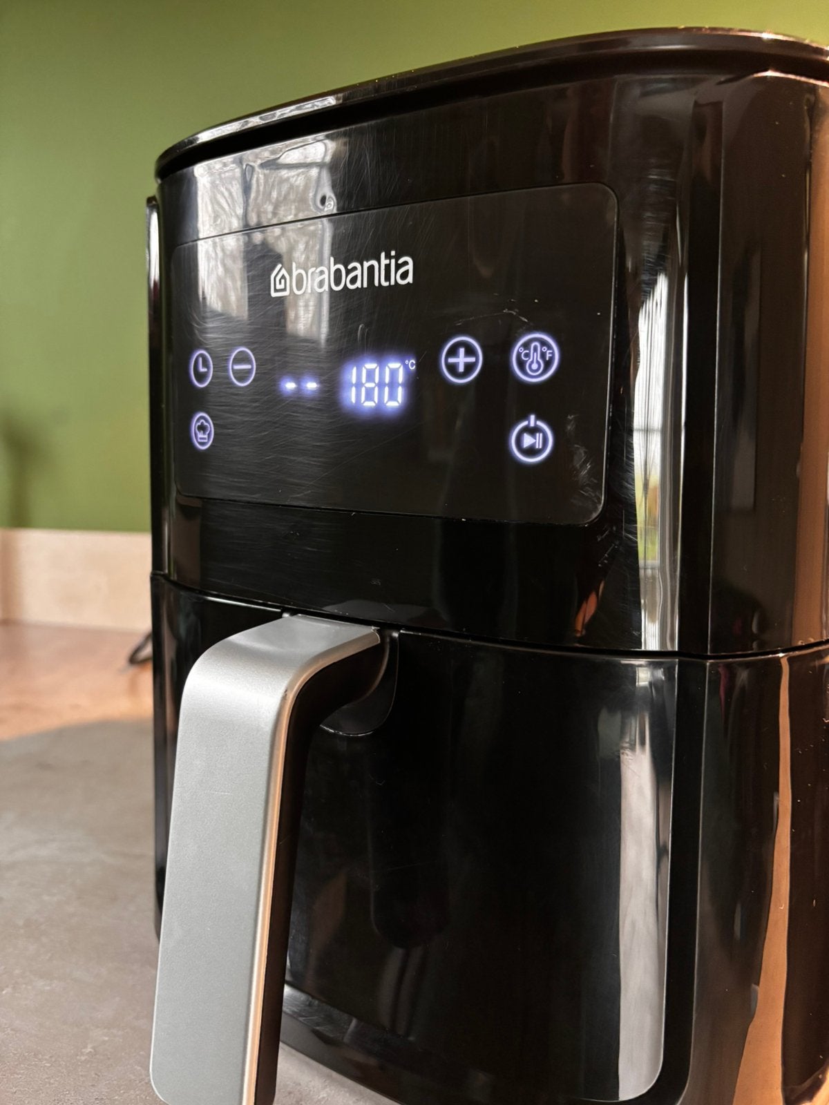 Brabantia airfryer, Ophalen of Verzenden, Zo goed als nieuw, Airfryer, Minder dan 750 gram