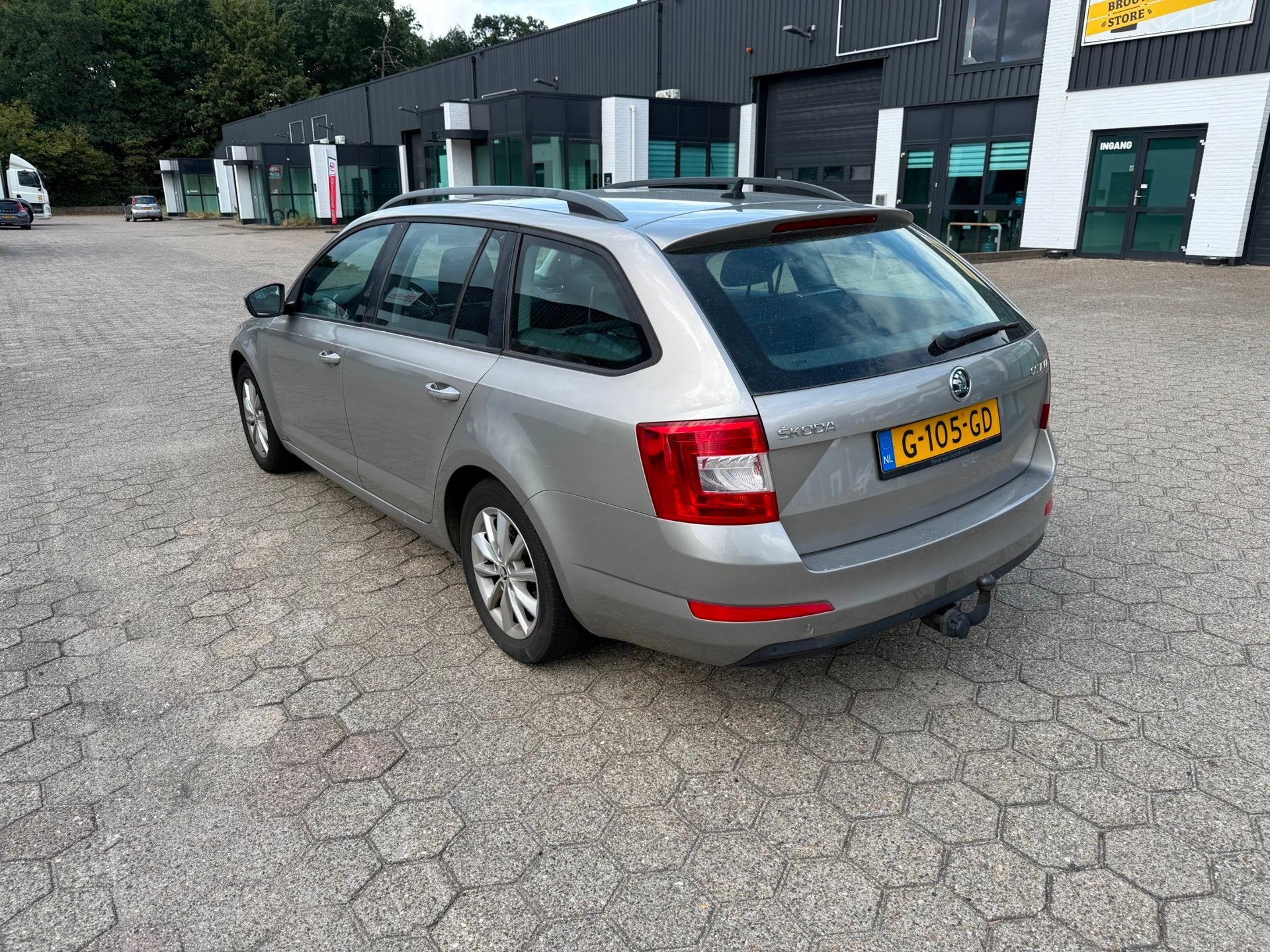 Skoda Octavia Combi 1.6 TDI Greentech STYLE DSG l CLIMA l TR, Auto's, Skoda, Gebruikt, 4 cilinders, 26 km/l, 125 €/maand