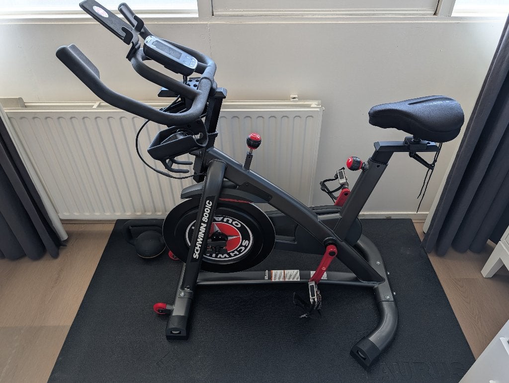 Schwinn 800IC Indoor Bike / Spinner + Accessories, Sport en Fitness, Ophalen, Spinningfiets, Zo goed als nieuw, Metaal