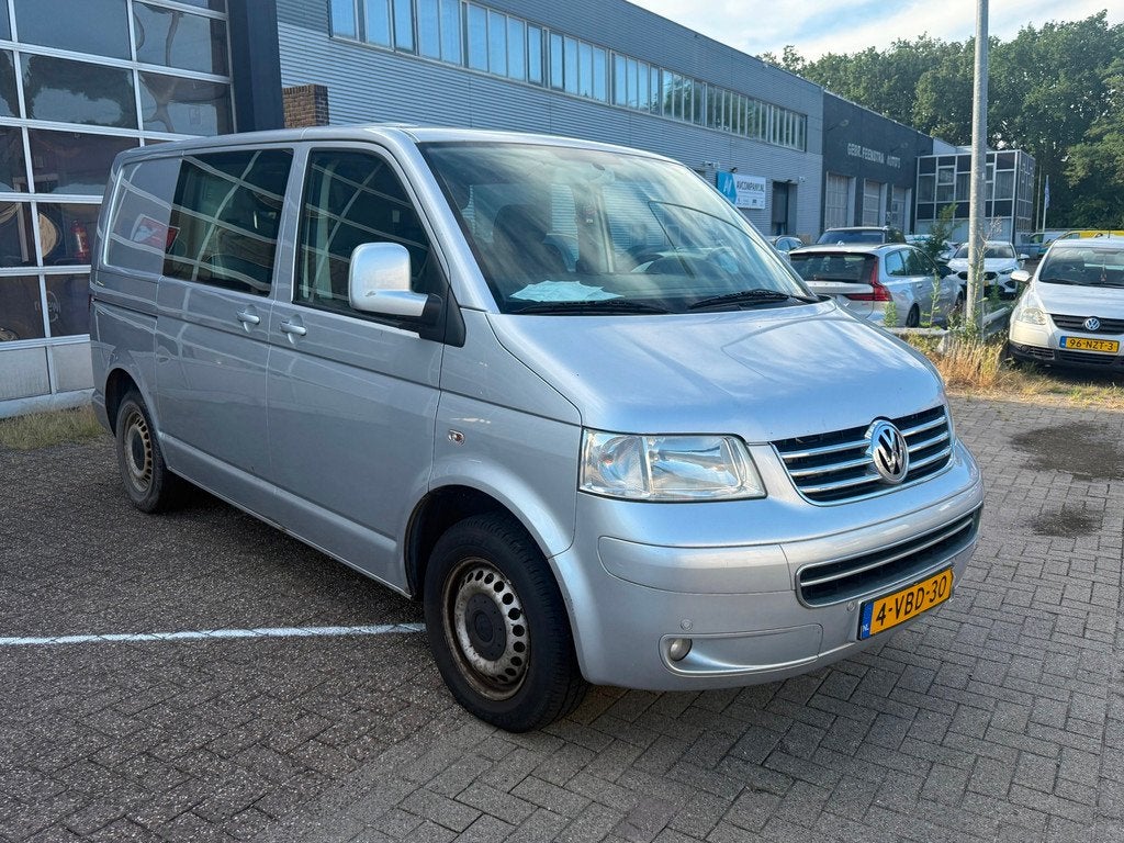 Volkswagen Transporter 1.9 TDI 300 T800 Trendline DUBBELE CA, Auto's, Voorwielaandrijving, Gebruikt, 4 cilinders, 1905 kg