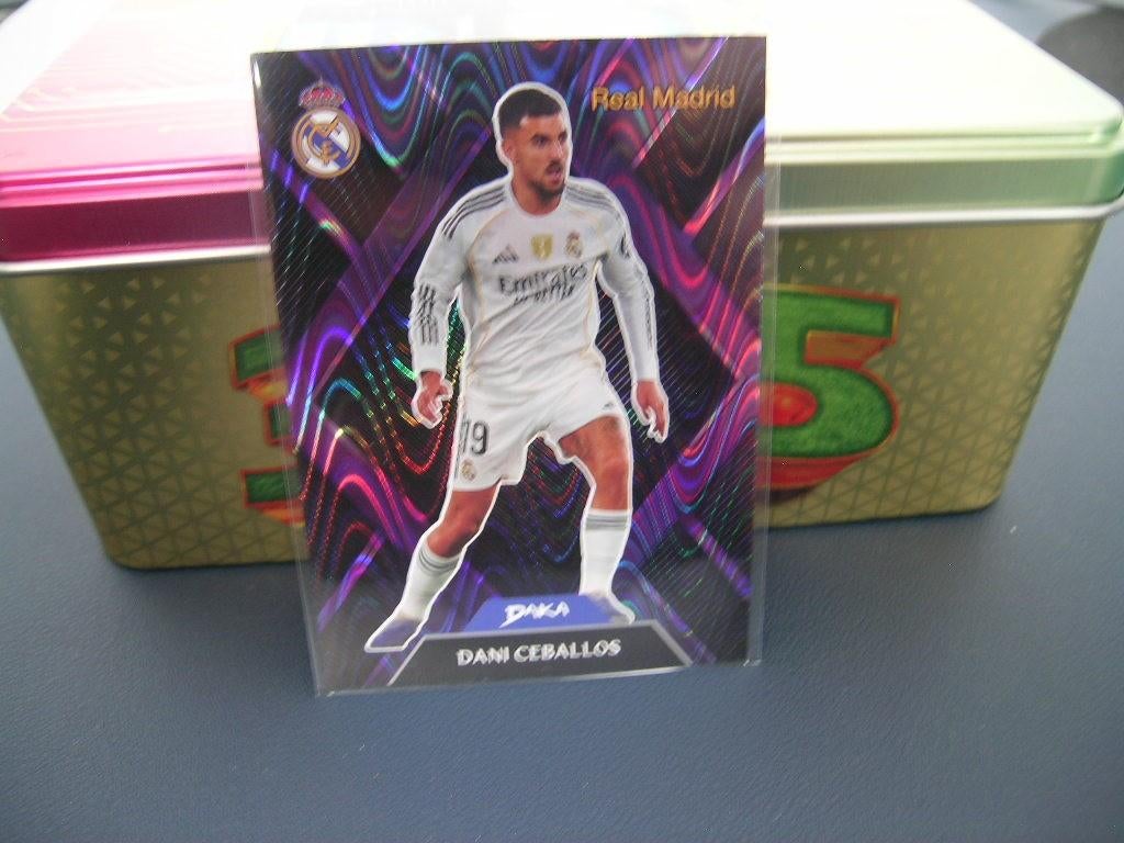 060/175 Dani Ceballos Real Madrid 2025-26 DAKA, Ophalen of Verzenden, Zo goed als nieuw, Losse kaart