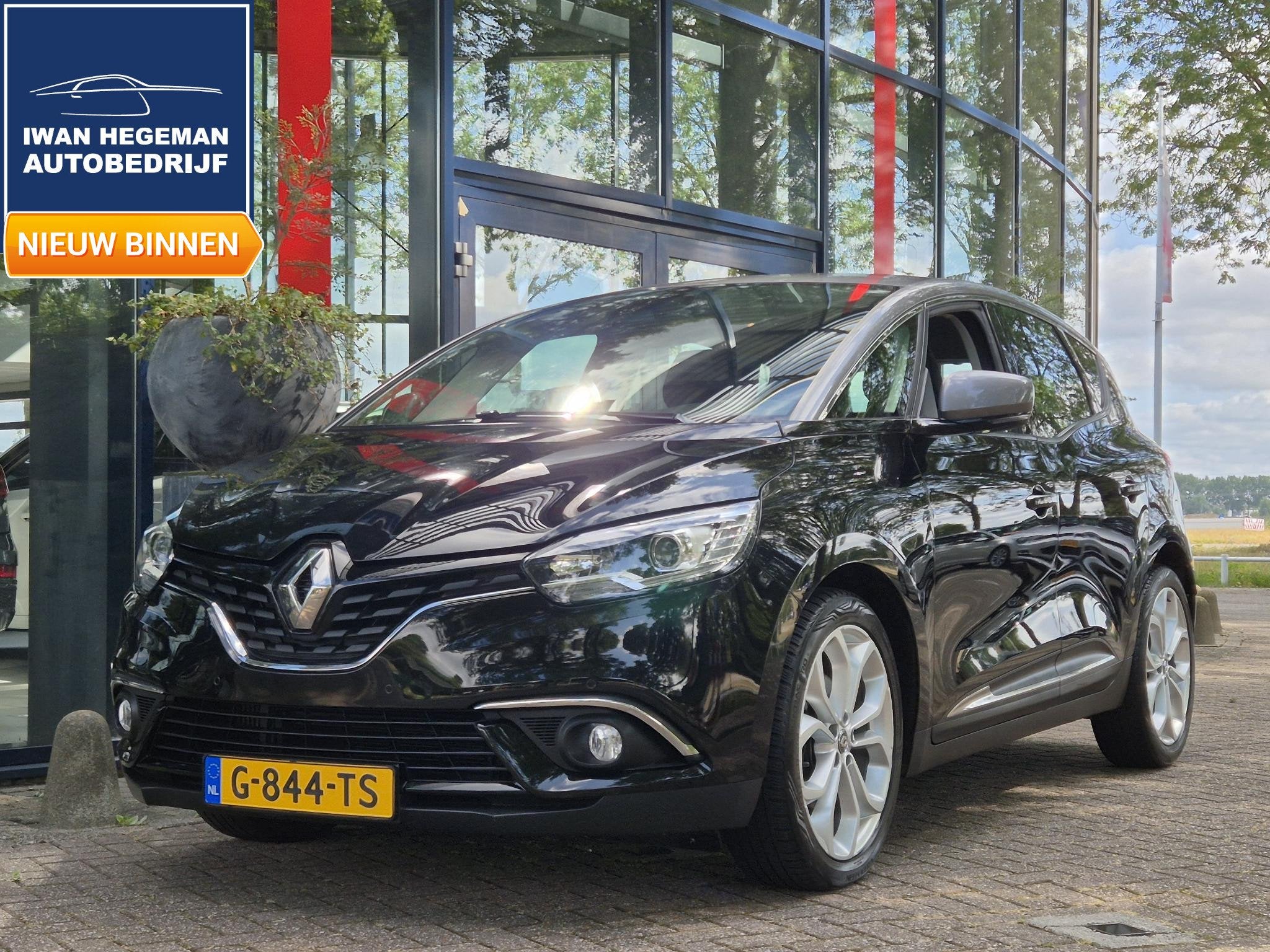 Renault Scénic 1.3 TCe Limited | Navigatie | Trekhaak | Cli, Auto's, Renault, Bedrijf, Te koop, Scénic, ABS, Airbags, Airconditioning