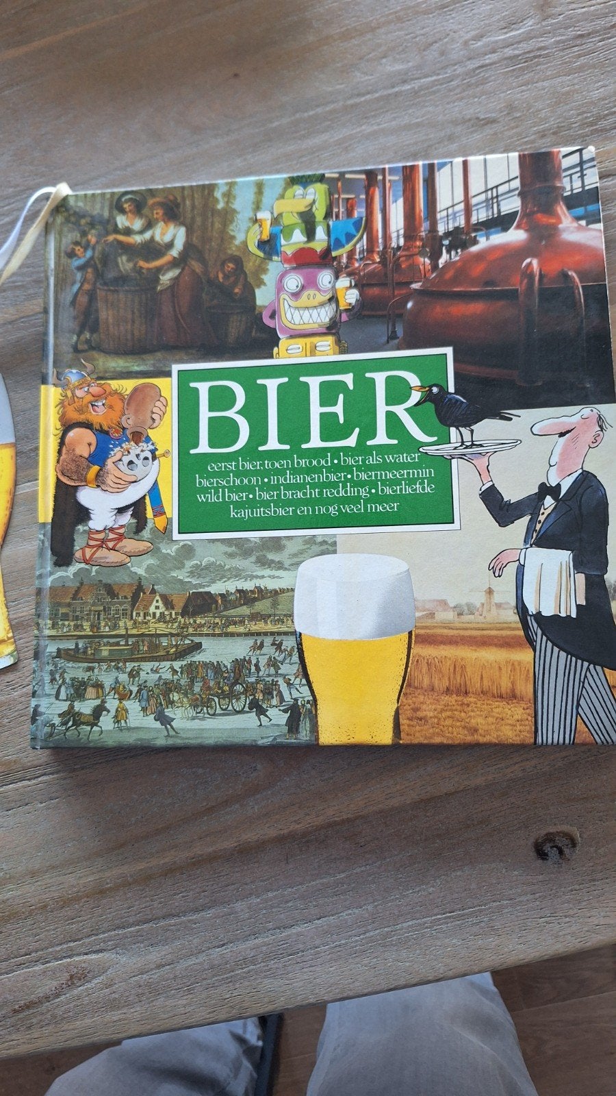 Bier: Eerst bier, toen brood - Een boek over bier, Ophalen of Verzenden, Gelezen, Overige onderwerpen