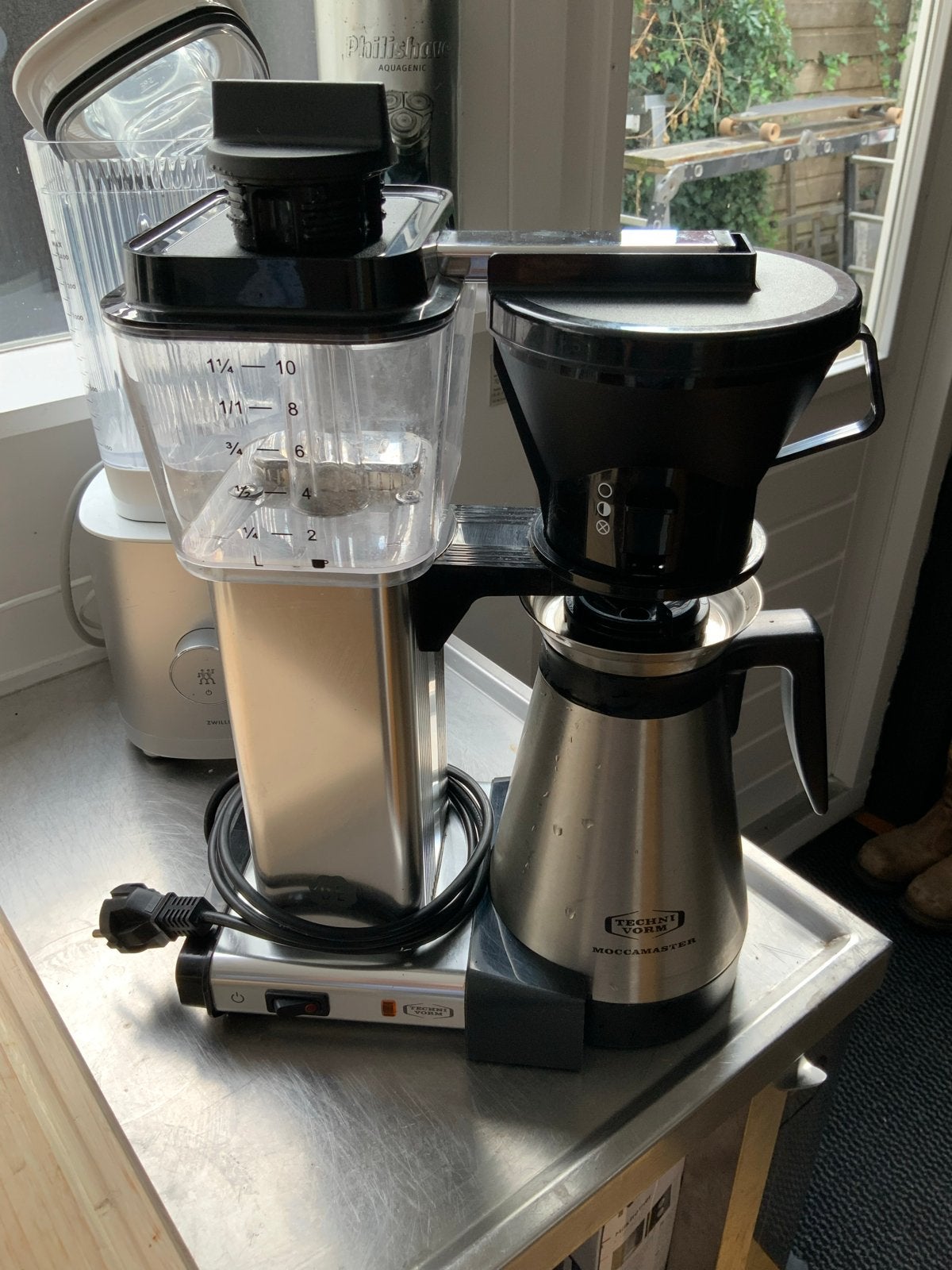 DE Moccamaster met thermoskan - Schoon en goede temperatuur, Witgoed en Apparatuur, Koffiezetapparaten, 10 kopjes of meer, Koffiemachine