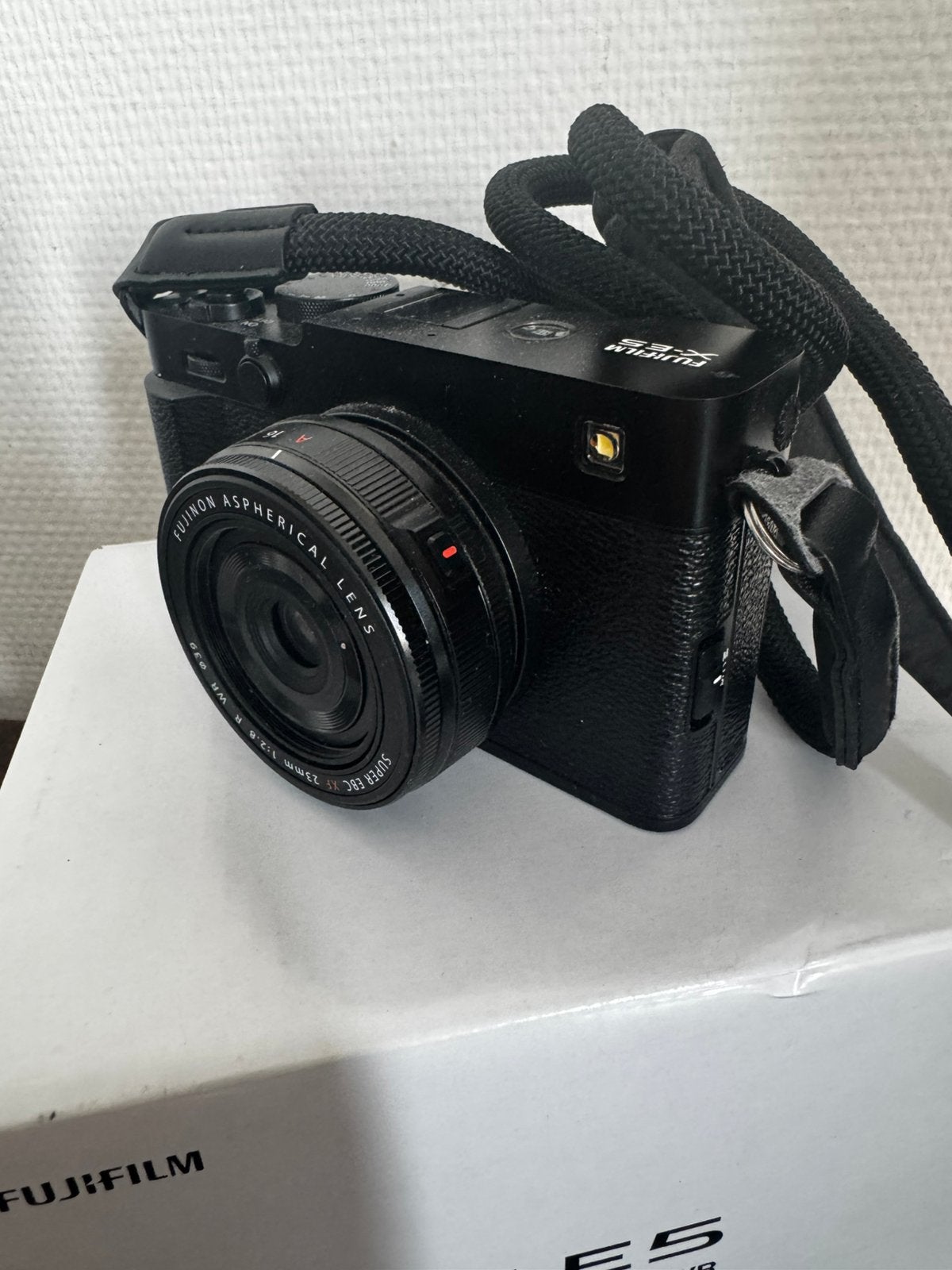 Fujifilm XE5 + lens, Ophalen of Verzenden, Zo goed als nieuw, Geen optische zoom