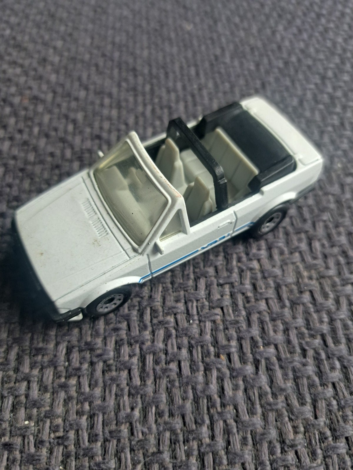 Matchbox Ford escort cabrio 1995, Gebruikt, Auto, Macau, Ophalen of Verzenden