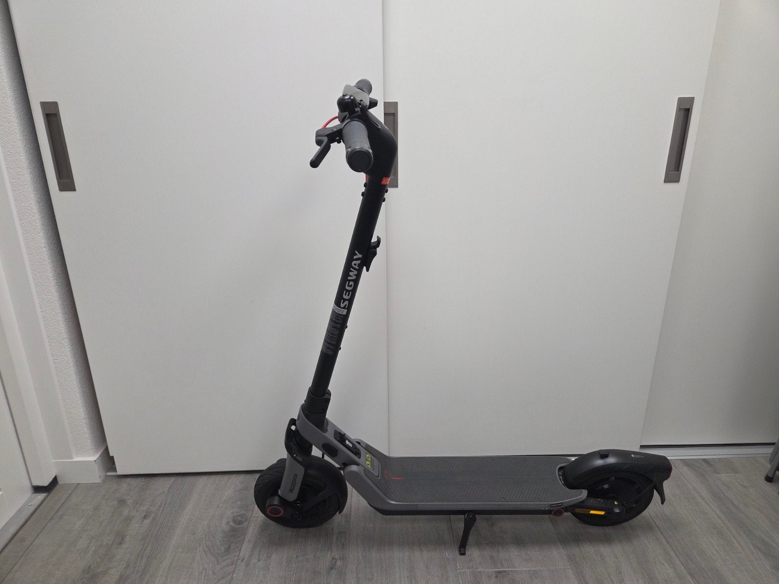 Segway Ninebot E3 elektrische step - Zo goed als nieuw, Ophalen of Verzenden, Zo goed als nieuw, Elektrische step (E-scooter)