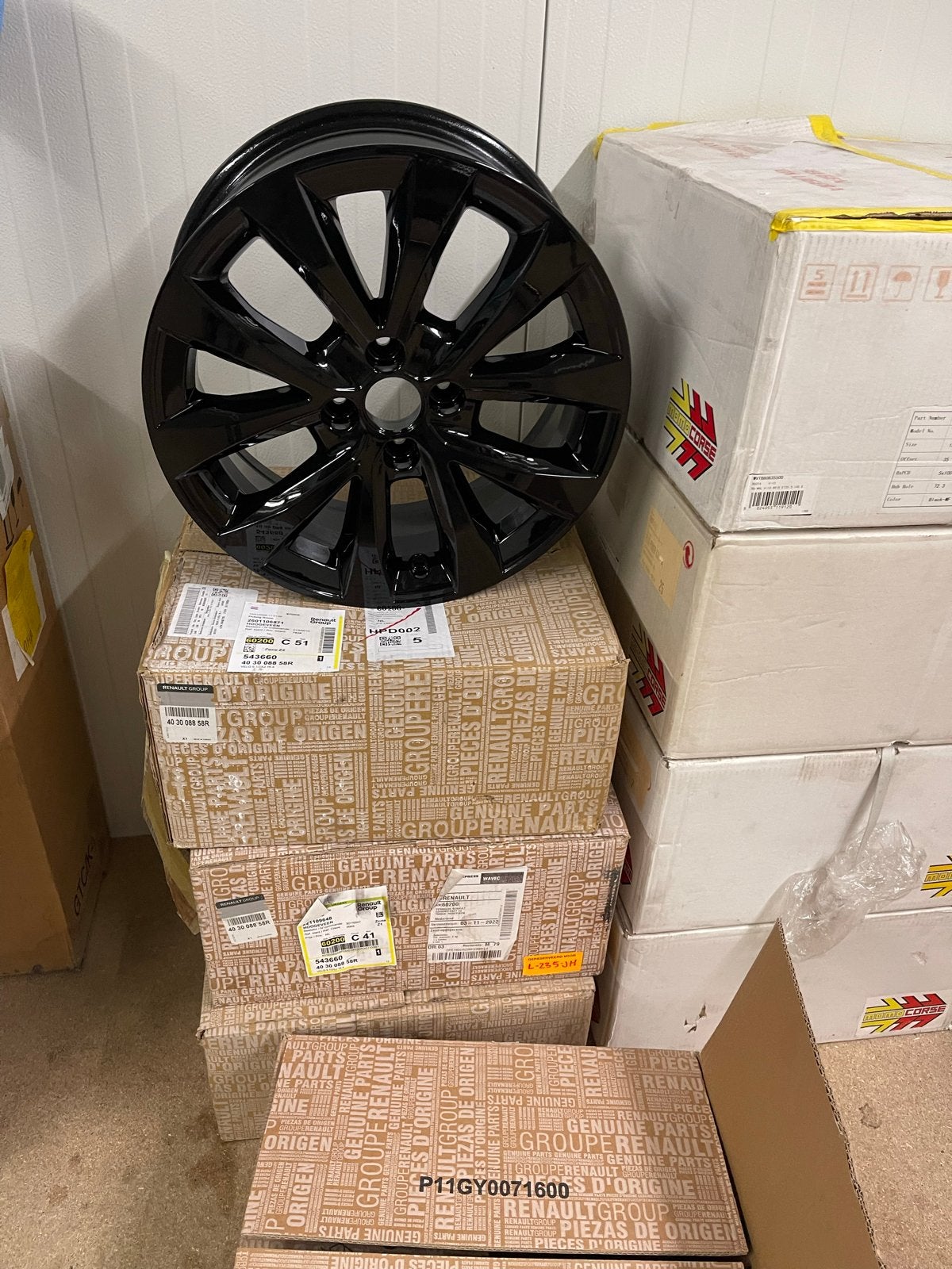 Renault Clio 17 inch velgen origineel 40308858R, Velg(en), Nieuw, 17 inch, Personenwagen