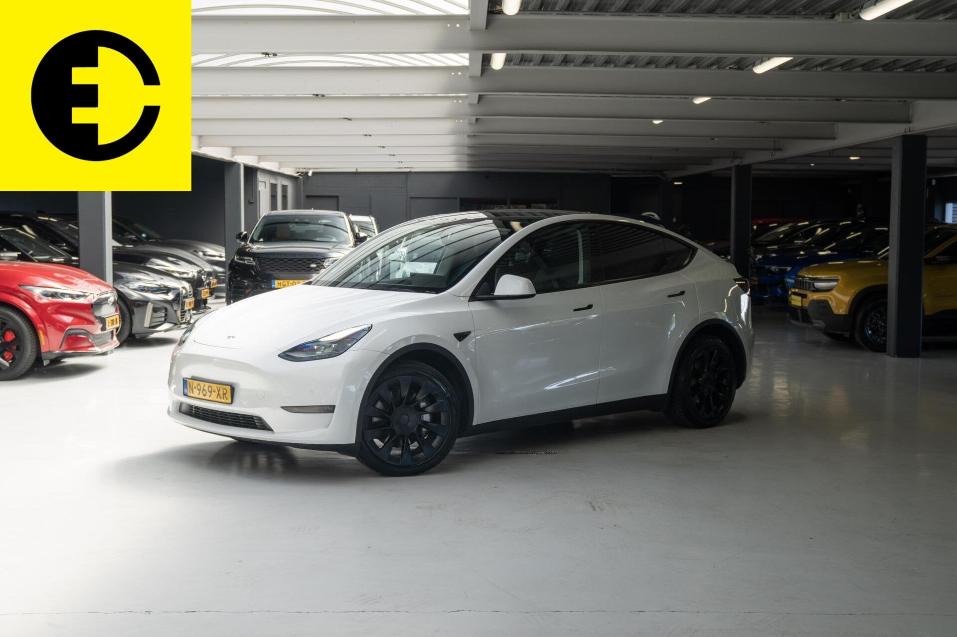 Tesla Model Y Long Range AWD 75 kWh | 250 kW | Incl. BTW, Auto's, Automaat, Gebruikt, Zwart, Wit
