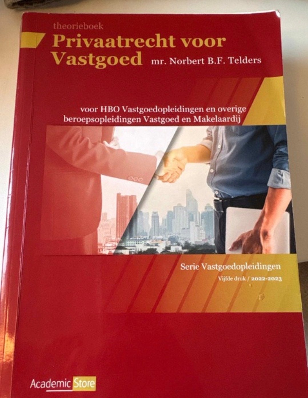 Theorieboek Privaatrecht voor vastgoed, Ophalen of Verzenden, Beta, Zo goed als nieuw, HBO