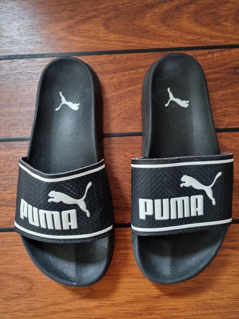 PUMA slippers maat 34.5 ** FIJNE KWALITEIT **, Gebruikt, Ophalen of Verzenden, Jongen, Puma