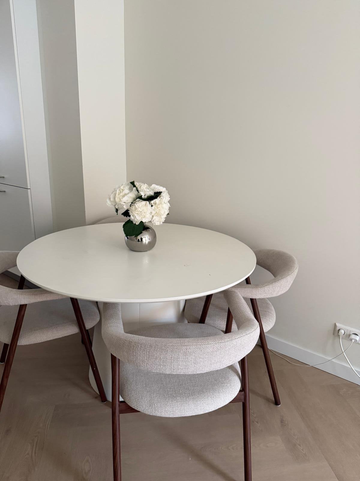 Eettafel gebroken wit 120cm diameter, Ophalen, Gebruikt, Rond, Vijf personen of meer