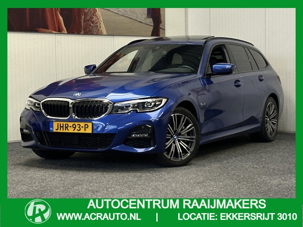BMW 3 Serie Touring 330E XDRIVE 4X4 PHEV HIGH EXECUTIVE M PA, Auto's, BMW, 1998 cc, Gebruikt, Zwart, 1865 kg
