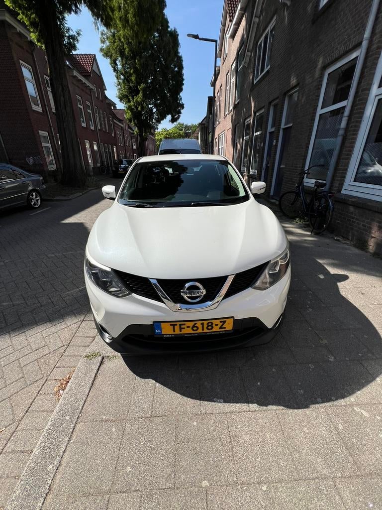 Nissan Qashqai 1.2 Dig-t 85KW 2WD 2014 Wit, Auto's, Nissan, Voorwielaandrijving, 4 cilinders, Wit, 1200 kg