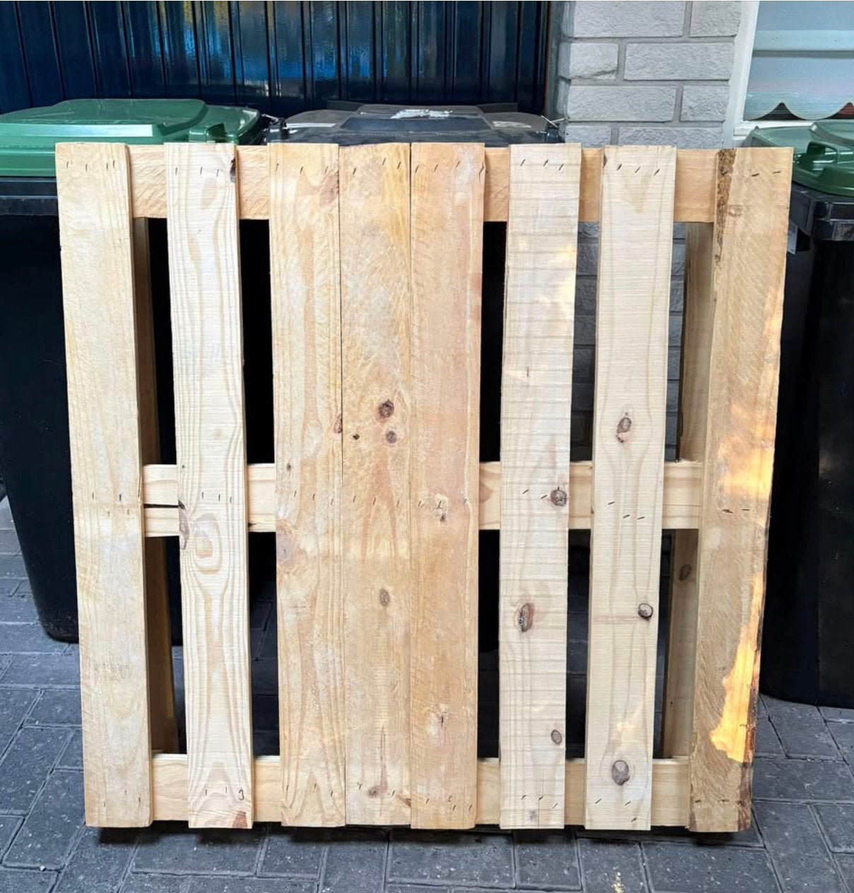 Gratis pallet, Ophalen, Zo goed als nieuw