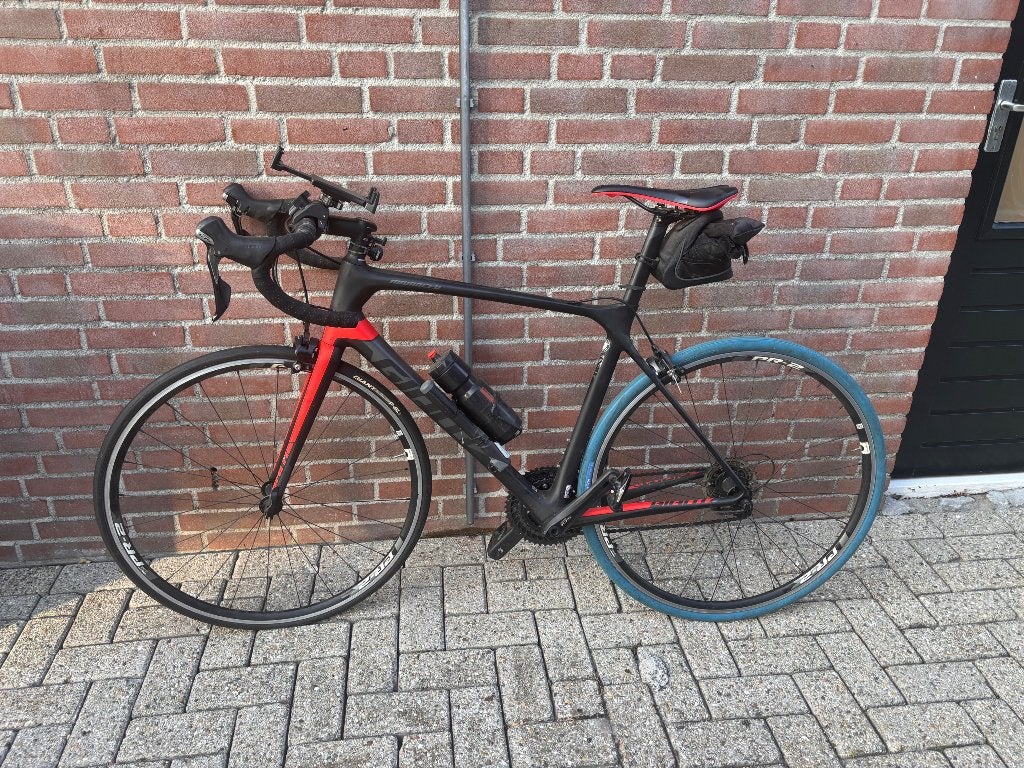 Giant TCR Advanced 2 ML Carbon, Fietsen en Brommers, Fietsen | Racefietsen, Ophalen, Carbon, Giant, Zo goed als nieuw
