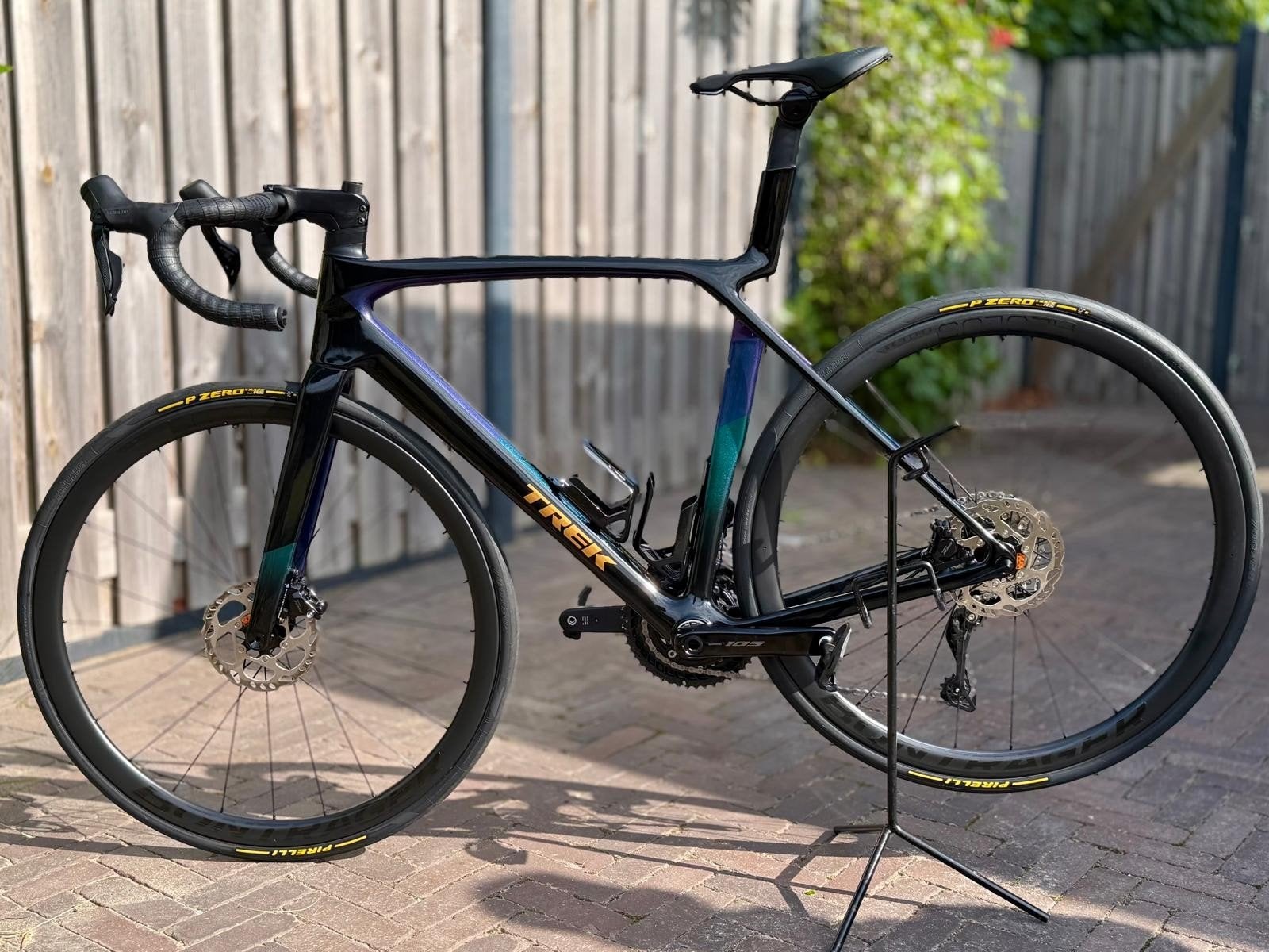 trek madone sl6 gen8 dark star Limited edition., Fietsen en Brommers, Carbon, Zo goed als nieuw, Meer dan 20 versnellingen, 53 tot 57 cm
