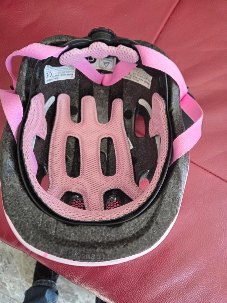 Abus kinderfietshelm roze maat 45-50, Fietsen en Brommers, Fietsaccessoires | Fietshelmen, Zo goed als nieuw, Ophalen of Verzenden