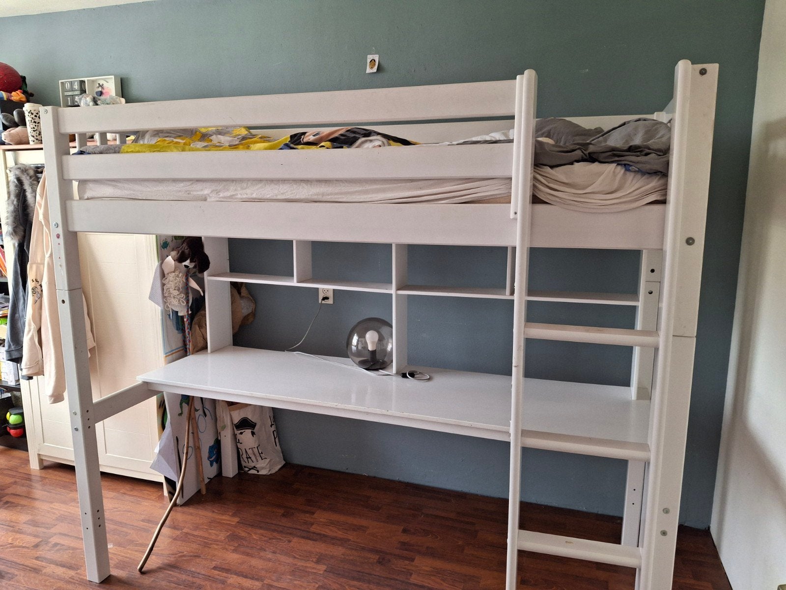 Hoogslaper met bureau - 90x200 cm, Gebruikt, Eenpersoons, Ophalen of Verzenden, 90 cm