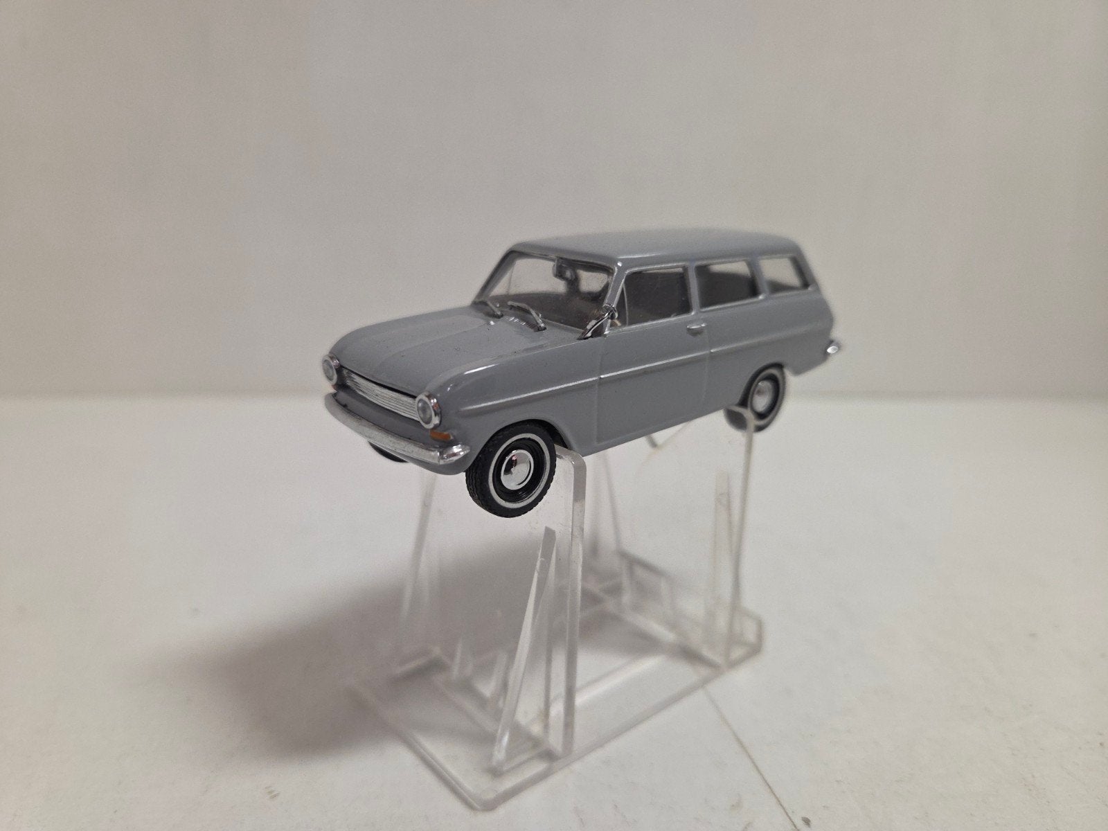 Minichamps Opel Kadett station, Auto, ., Ophalen of Verzenden, Zo goed als nieuw