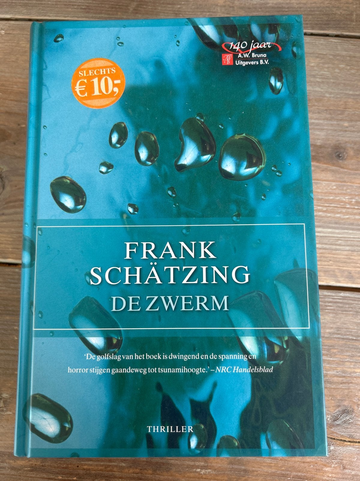 Frank Schätzing - De Zwerm (Meer dan 700 blz), Boeken, Ophalen of Verzenden, Gelezen, Nederland