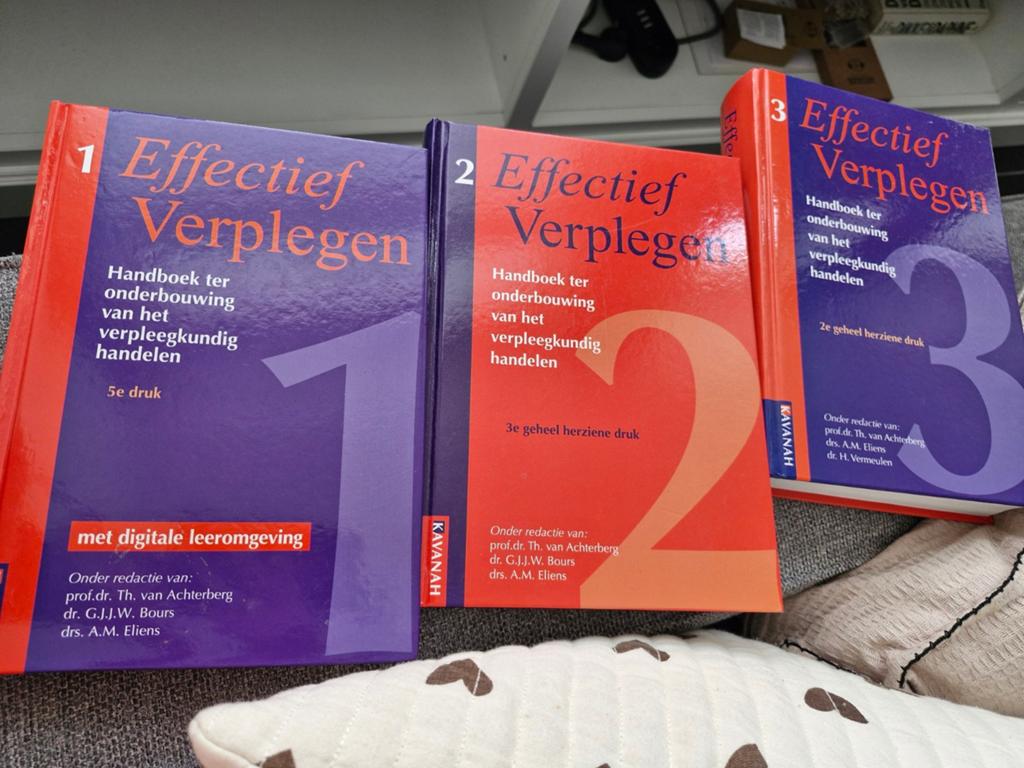 Effectief verplegen deel 1, 2 en 3, Ophalen of Verzenden, Beta, Nieuw, HBO