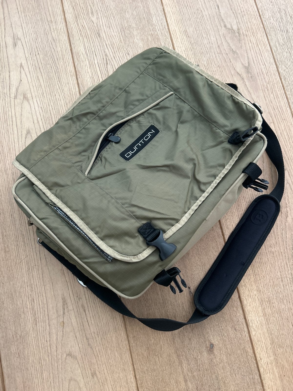 Burton schoudertas/laptoptas - Olijfgroen, Ophalen, Gebruikt, Groen, Overige merken